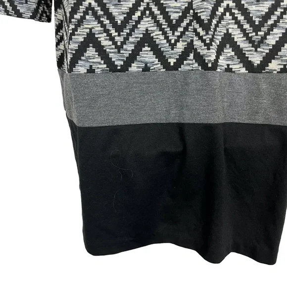 Ronni Nicole Gray & Black Chevron 3/4 Long Sleeve Mini Knit Sheath Dress sz 12 - Picture 15 of 16